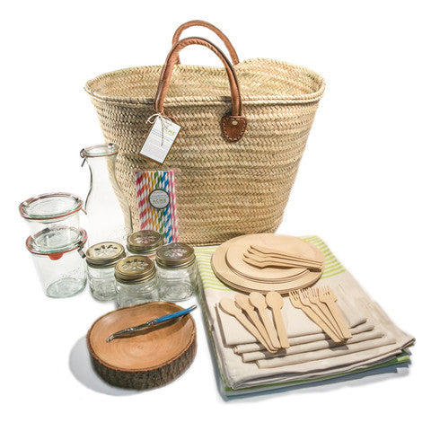 Picnic Basket for 4 W/Blanket